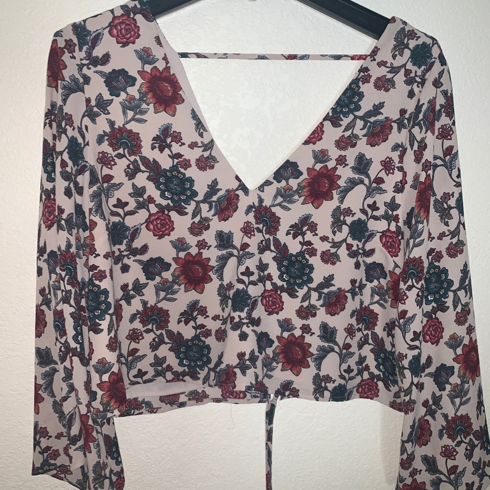 Cropped long sleeve
